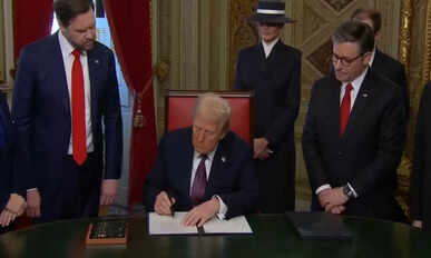 Trump Signature