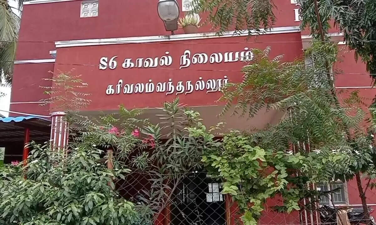 Karivalamvandanallur