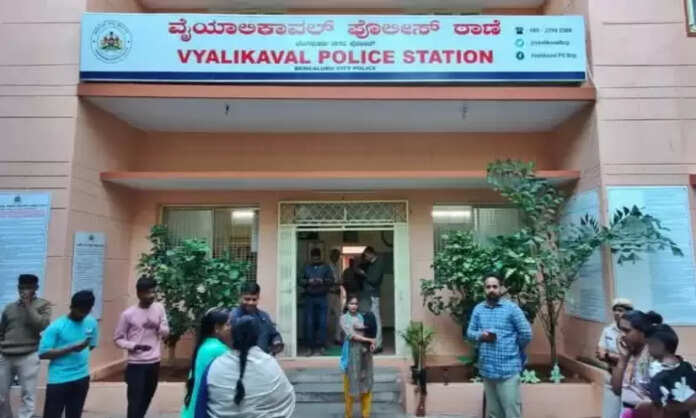 Vayalikaval police station