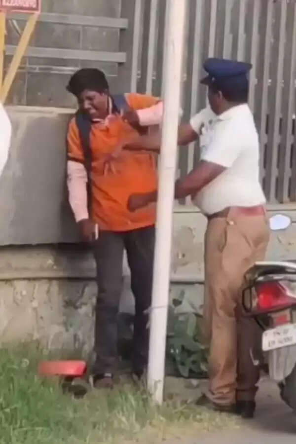 Swiggy-employee