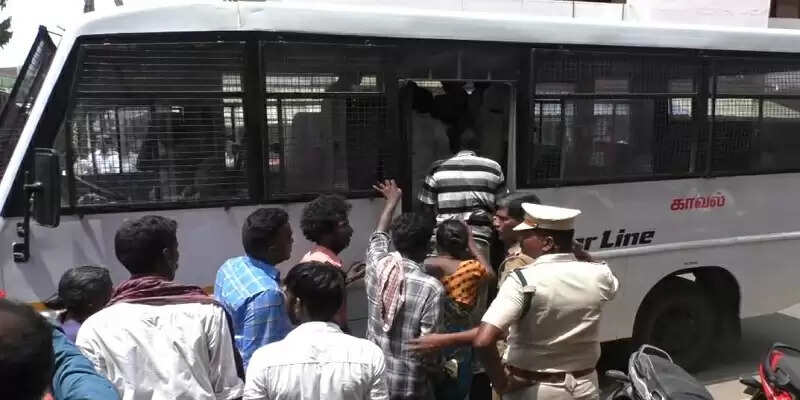 The-father-who-fell-at-the-feet-of-the-youth-for-his-son