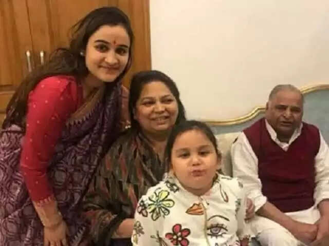 Mulayam Singh Yadav wife