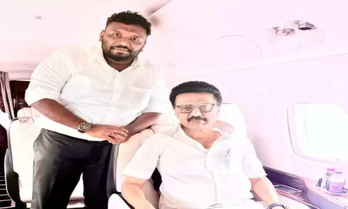 Alim Albuhari with CM MKS