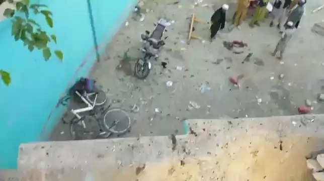 Blast-hits-mosque-in-Afghanistans-Kunduz