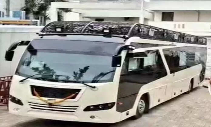 Vijay Bus